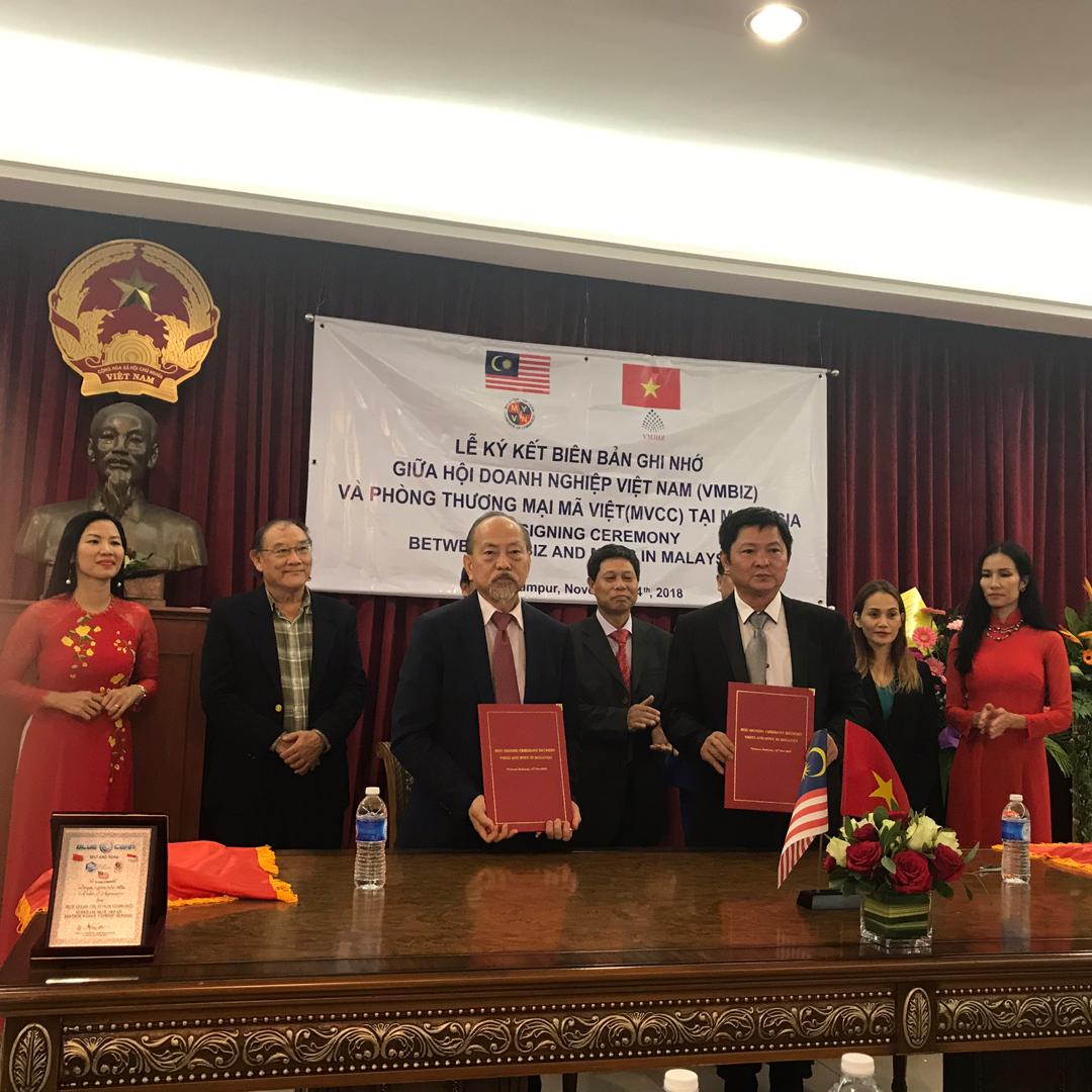 MVCC & VMBIZ signing MOU held on 14 Nov 2018 (Vietnam Embassy) 17