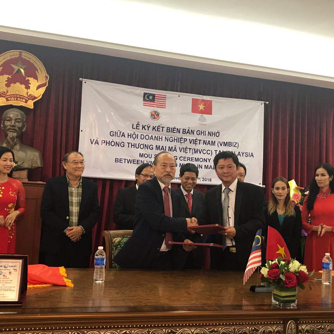 MVCC & VMBIZ signing MOU held on 14 Nov 2018 (Vietnam Embassy) 19