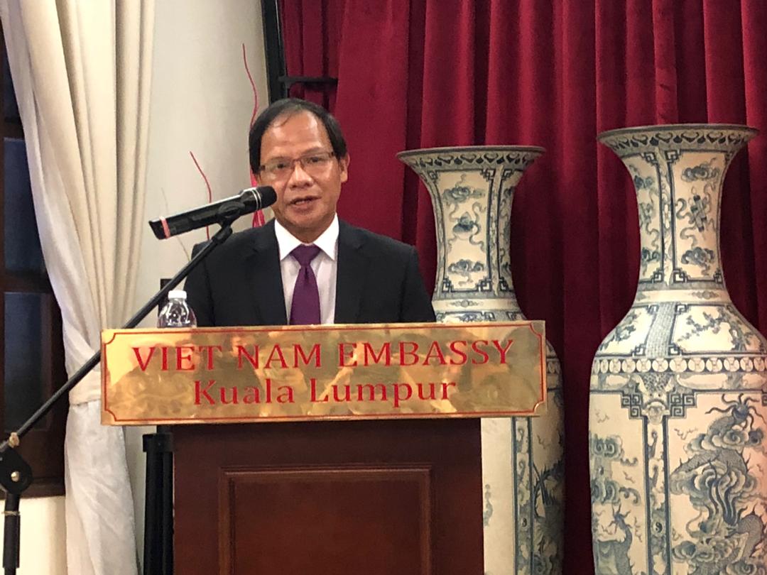 MVCC & VMBIZ signing MOU held on 14 Nov 2018 (Vietnam Embassy) 8